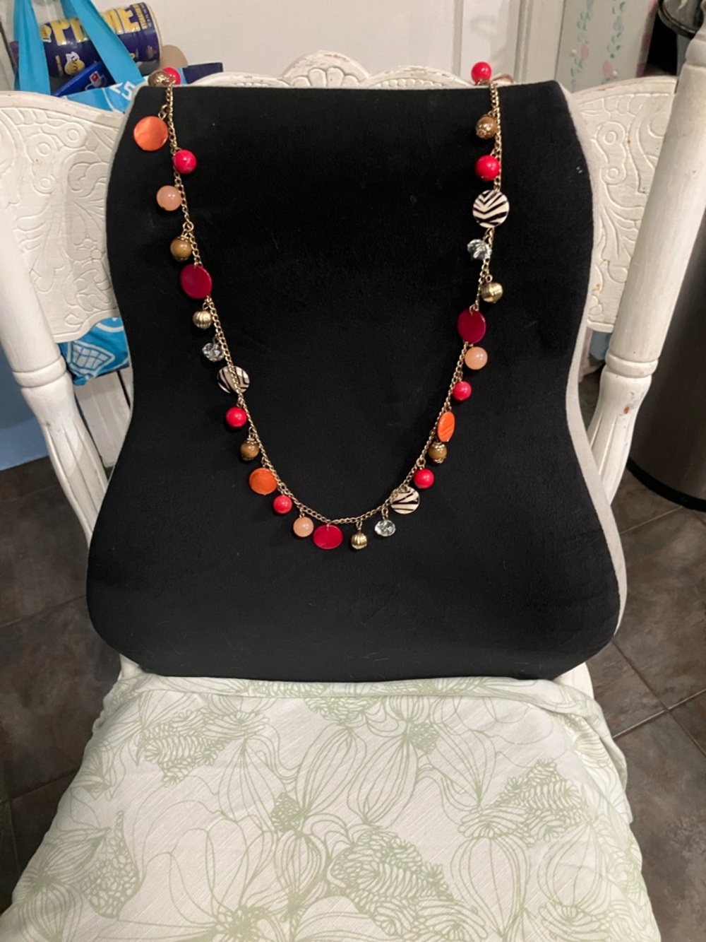 Beautiful necklace vintage